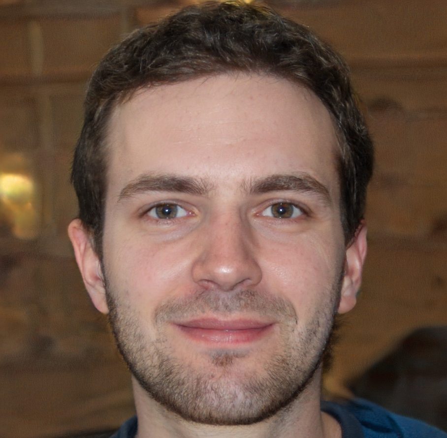 Carlos Silva, empresário sorrindo